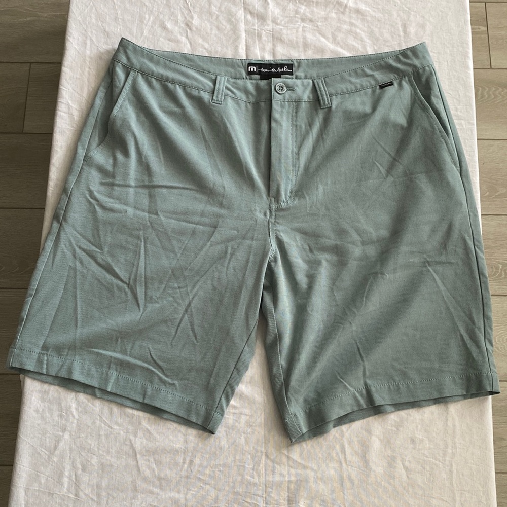 Travis Mathew Beck Shorts 38